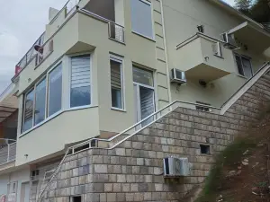 Manoni Apartmani