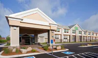 Holiday Inn Express & Suites Willmar Hotels in Spicer