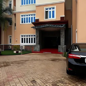 Monabliss Hotel & Suites