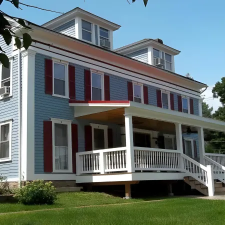 Tin Brook Bed & Breakfast