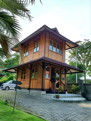 Hotel Besar Bulan Baru - Senggigi