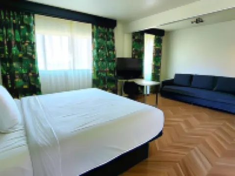 The Bell Vista Hotels in Burbank