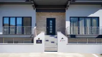 Tsikaris Boutique Guesthouse Hotels in Каламбака