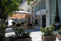 Glaros Hotel