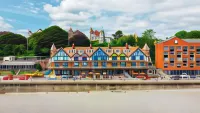Beachcliff Rooms & Apartments Hotels in Penarth