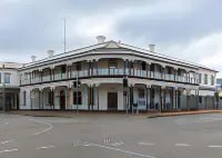 Mount Gambier Hotel - parking