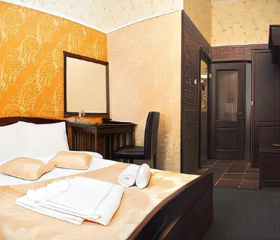 Promenad Hotel Hotels near Kafedral'nyy Sobor Rozhdestva Presvyatoy Bogoroditsy