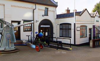 The White Horse Hotel