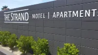 The Strand Hotels in Waitara