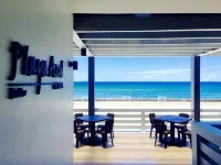 Playa Azul Baler - parking