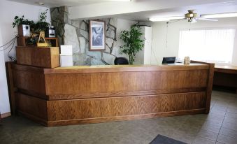 Yellowstone Country Inn