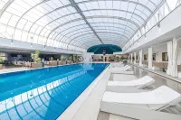 Grand Pasha Lefkosa Hotel & Casino & Spa - parcheggio