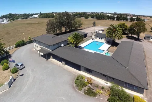 Thornton Lodge Motel - Pools