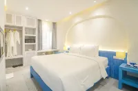 Suntorini Boutique Hotel Hotels near Lam Son Stadium