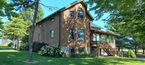 Scenic Stillwater Retreat in rural KY Horse Country, WiFi/AC, Fishing/Canoeing