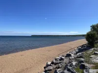 Winter Escape on Big Bay, Lake Superior - 40 minutes to Marquette