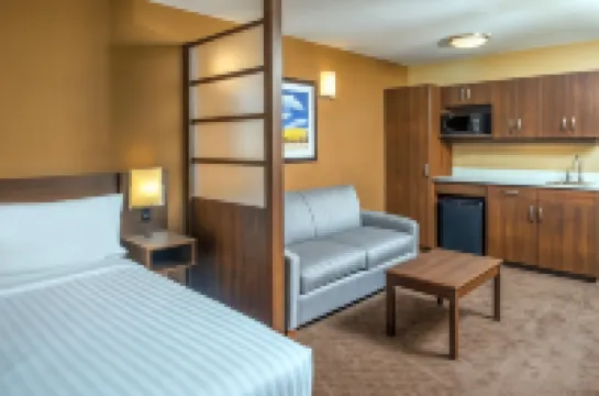 Microtel Inn & Suites by Wyndham Red Deer