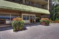 Town Inn Suites Hotel Hotels near SEPHORA
