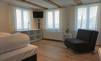 Waldrast Bed & Breakfast