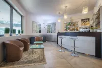 Continental Urban Art Hotel