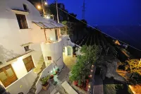 La Casa Del Melograno - Villas