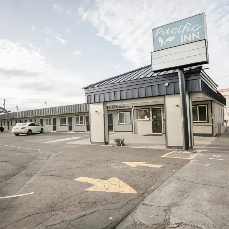 Pacific Inn