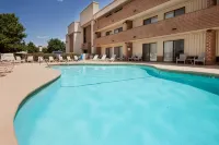 Clarion Pointe OKC Airport - Gym