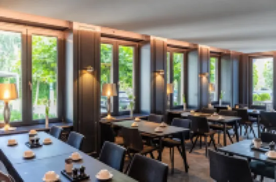 &Repeat Köln Airport