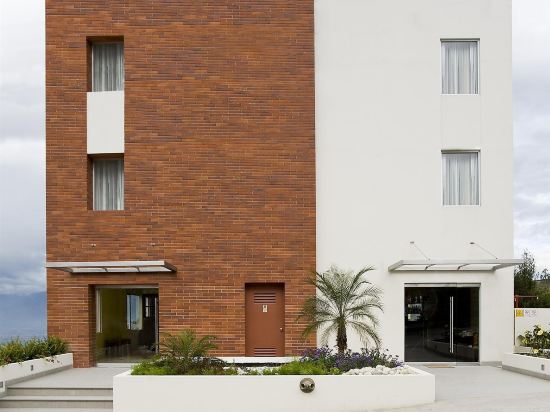 Hotel Stubel Suites & Cafe