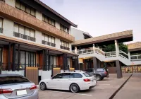 Tohsang Heritage Ubon Ratchathani Hotel - parking