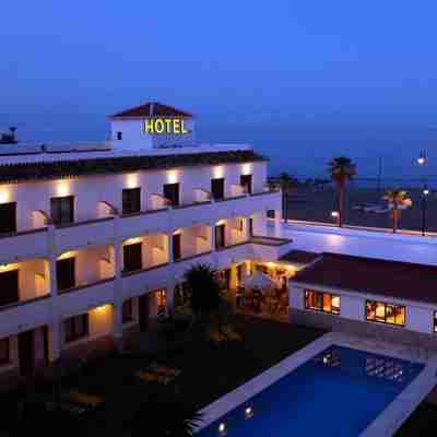 塔裡克飯店 Hotel Exterior