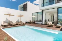 Octant Evora - Pools