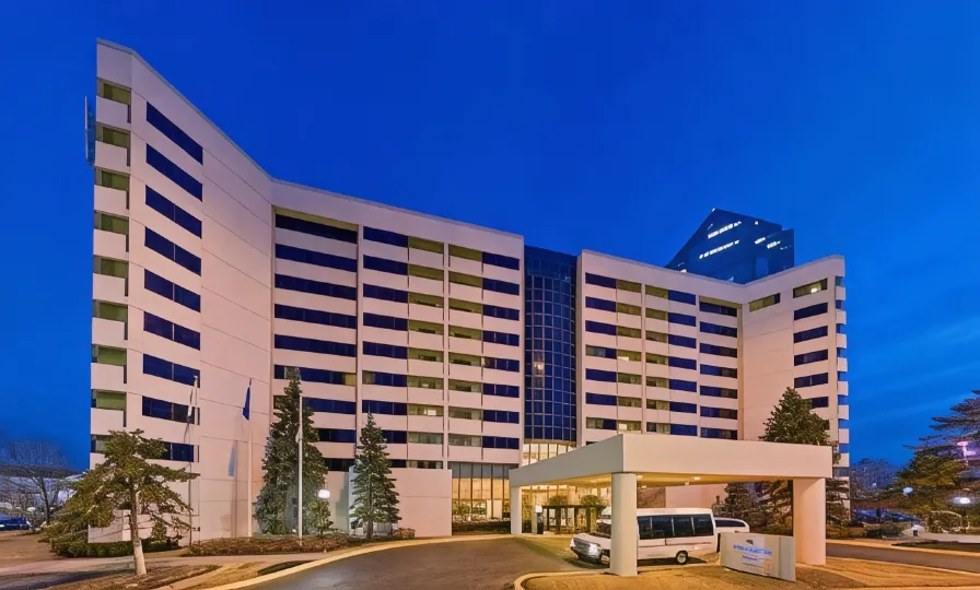 Hilton Chicago/Oak Brook Suites