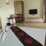 Blessing Hills Family Resort and Hotel Hotel dekat Bumi Perkemahan Air Terjun Dlundung