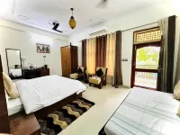Alibaba’s Indiana Homestay - Balkoner