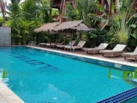 Lux Guesthouse Hotels in Banan