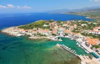 Mani Apartments Suites