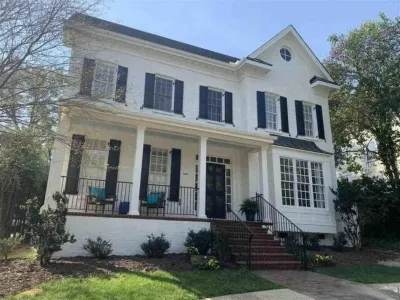 Designer House in Near Downtown