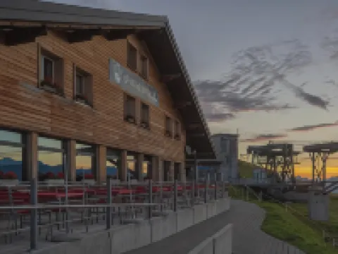 Berghaus Niederhorn Hotels in Beatenberg