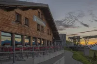 Berghaus Niederhorn Hotels in Беатенберг