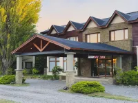 Rochester Calafate Hotels near La Aldea de los Gnomos