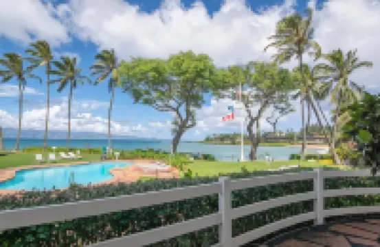 Castle Nāpili Surf Beach Resort