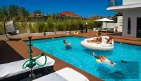 Wabi-Sabi Villa - Swimmingpools