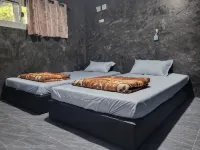 斯里佩齊之家酒店