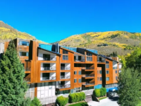 韋爾羅恩度假村 韋爾酒店