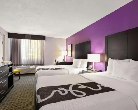 La Quinta Inn & Suites by Wyndham Miami Lakes Hotels in Miami Lakes