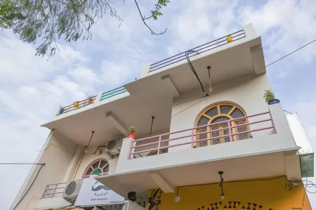 Moustache Khajuraho Отели рядом с достопримечательностью «Кандарья-Махадева»