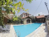 Melrose Pansiyon - Yüzme Havuzu