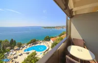 Hotel Dražica - Hotel Resort Dražica - Sea View