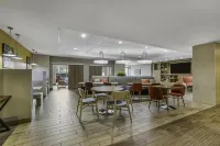 Home2 Suites by Hilton St. Simons Island Hotels in Saint Simons Island